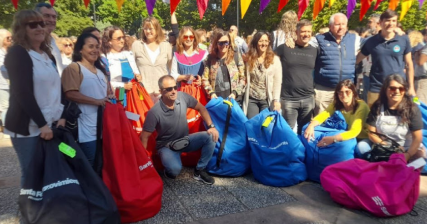 Santa Fe en Movimiento: se entregaron 2500 kits deportivos a escuelas de toda la provincia