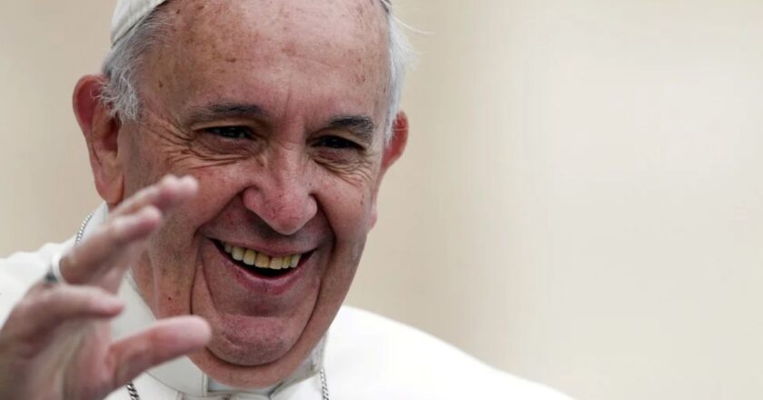 Pullaro sobre el Papa Francisco: “Esa convocatoria al diálogo que tanto pregonó es lo que debemos valorar como legado”