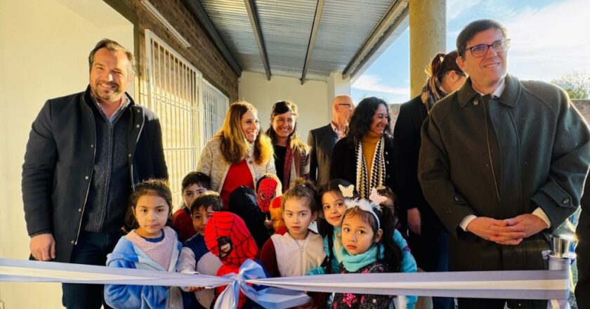 Santo Tomé: Provincia inauguró tres aulas con una inversión de 186 millones de pesos