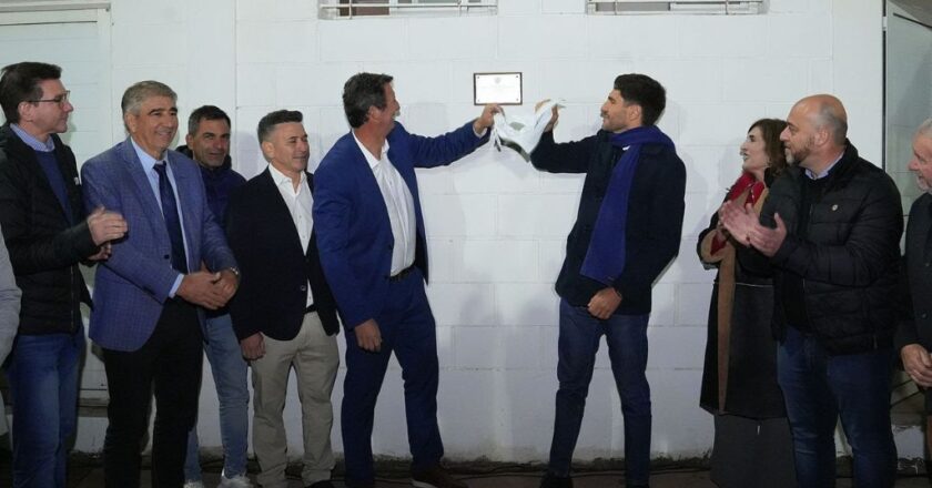 Pullaro inauguró obras de iluminación en el predio de la Liga Santafesina de Fútbol