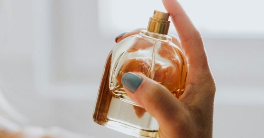Sustentabilidad: aromatizá tu casa con frascos de perfume reciclados
