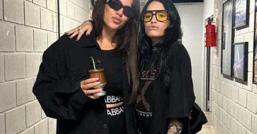 Lali Espósito le soltó la mano a la China Suárez en plena guerra con Wanda Nara