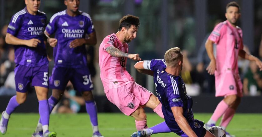 Messi marca doblete y clasifica a Inter Miami a la final de la Leagues Cup