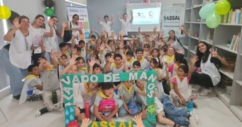 ASSAL de Santa Fe lideró concientización sobre microorganismos durante la Primavera Científica