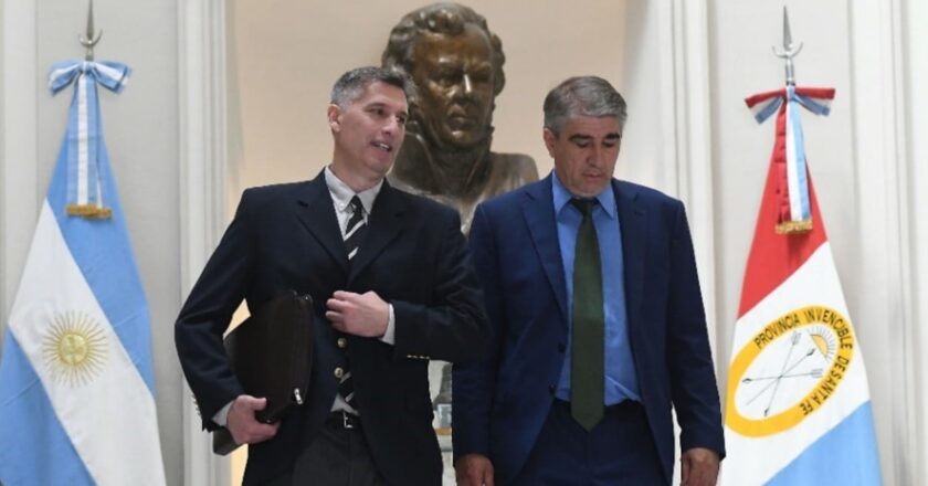 Pablo Olivares expuso las bases del Presupuesto 2026 en Diputados