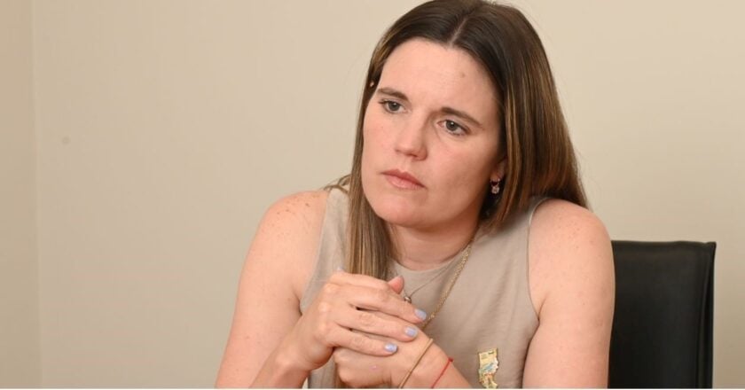 Caren Tepp afirmó que en estas elecciones se define el futuro nacional