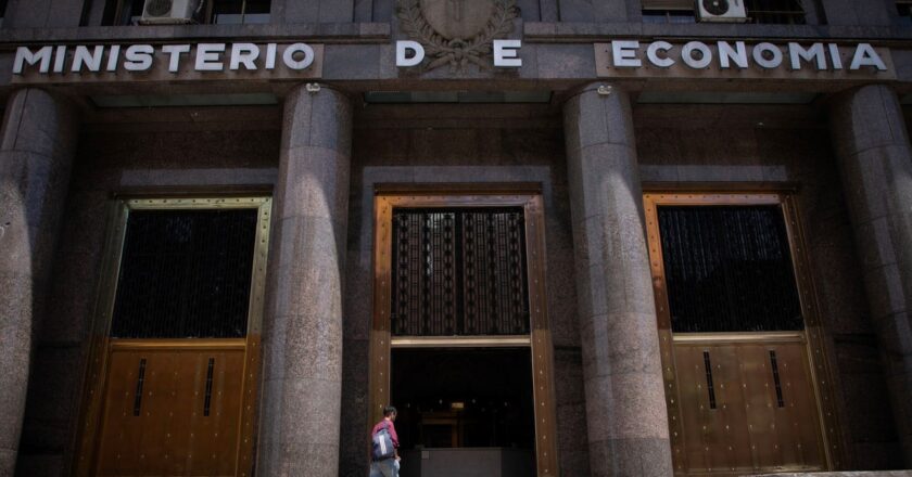 Nación avala el endeudamiento de Santa Fe con créditos y bonos