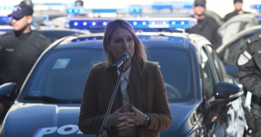 Santa Fe: refuerzan control de agresores de género con tobilleras electrónicas y botones duales