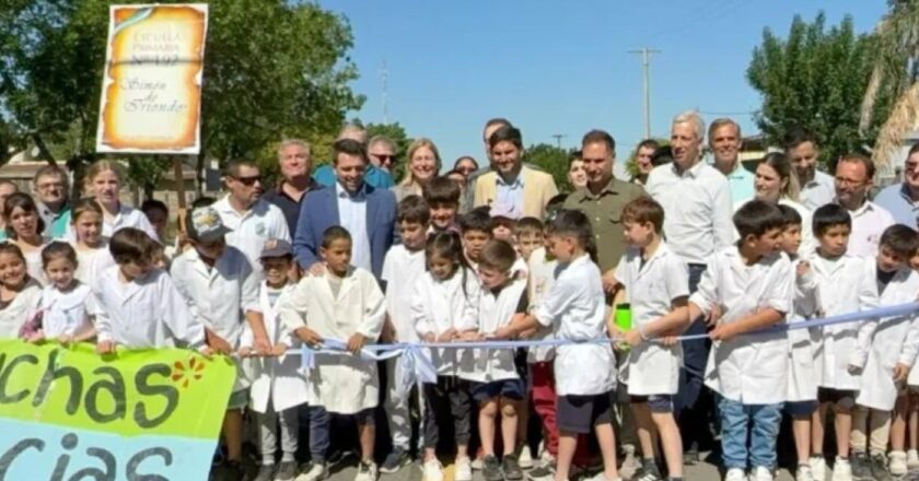 Inauguraron el acceso pavimentado a la localidad de Moussy