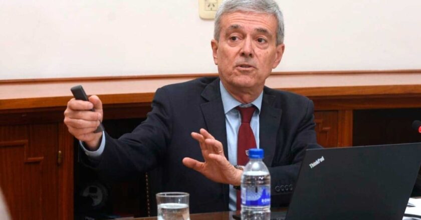 Walter Agosto solicitó aclaraciones sobre el Presupuesto 2026