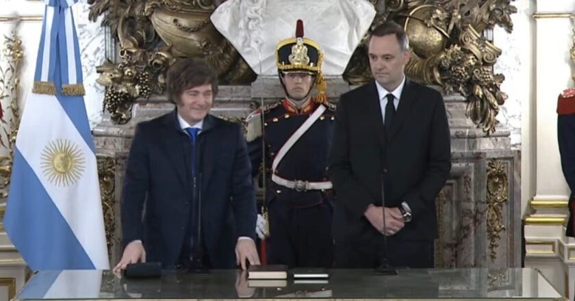 Manuel Adorni juró como jefe de Gabinete de la Nación