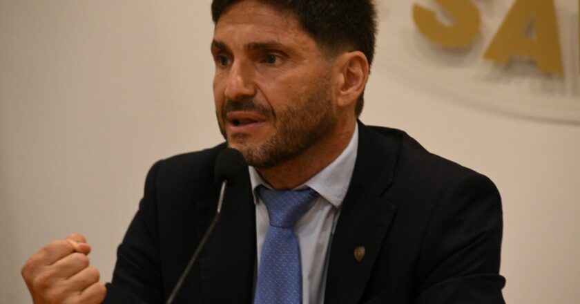 Pullaro reúne al gabinete ampliado para potenciar la digitalización del Estado