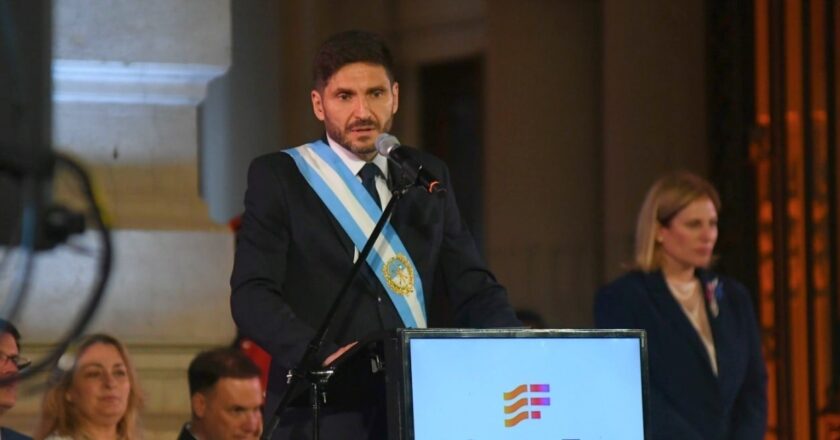 Pullaro: intensa gestión política y definiciones clave en la primera mitad del mandato