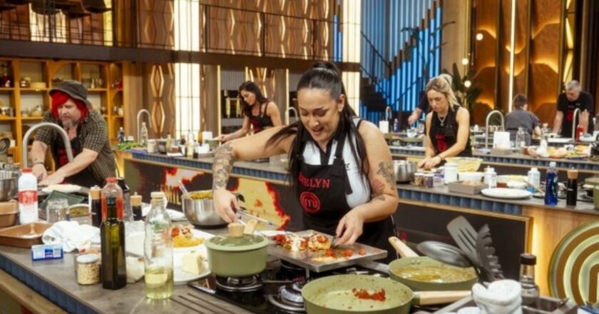 ¡Repechaje en MasterChef!: dos participantes subieron al balcón
