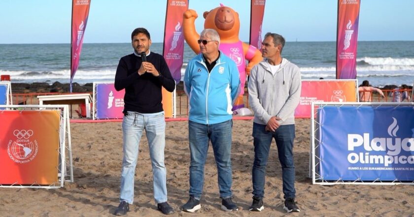 El gobernador Pullaro lanzó «Playa Olímpica» en Mar del Plata y proyectó a Santa Fe como capital deportiva