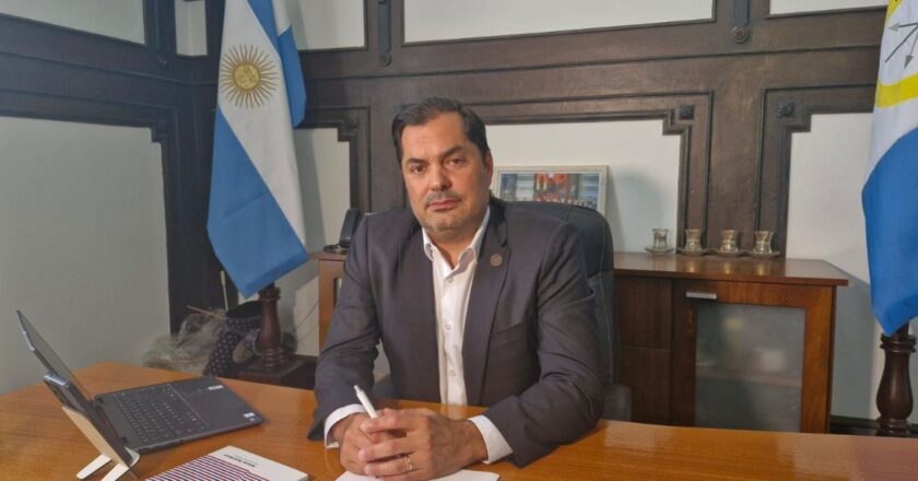 Báscolo alertó por la recuperación desigual de industria y pymes