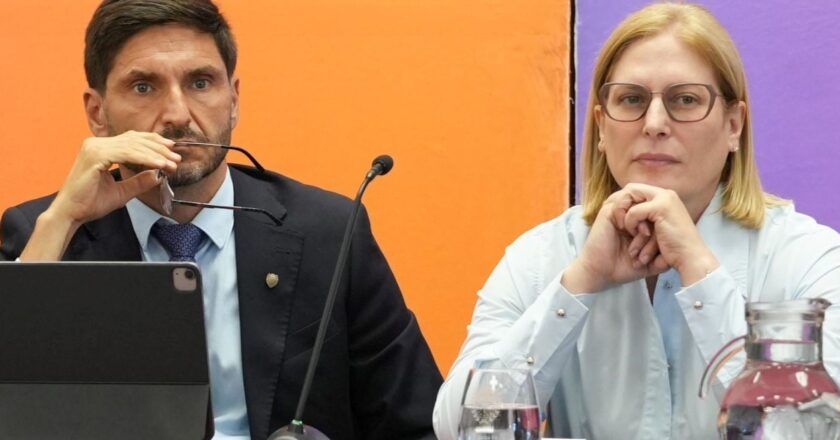 El Gobierno santafesino analizó modernización laboral, tarifas de gas y agenda Cosquín