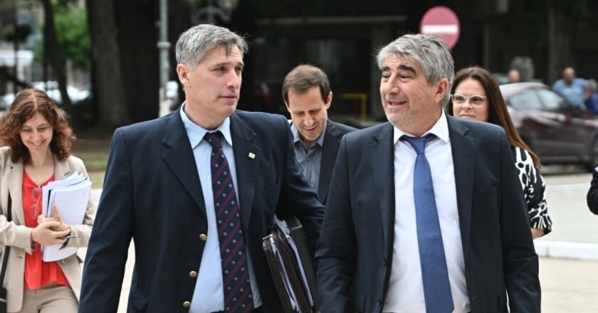 Poder Ejecutivo de Santa Fe reglamentó el otorgamiento de anticipos financieros a municipios