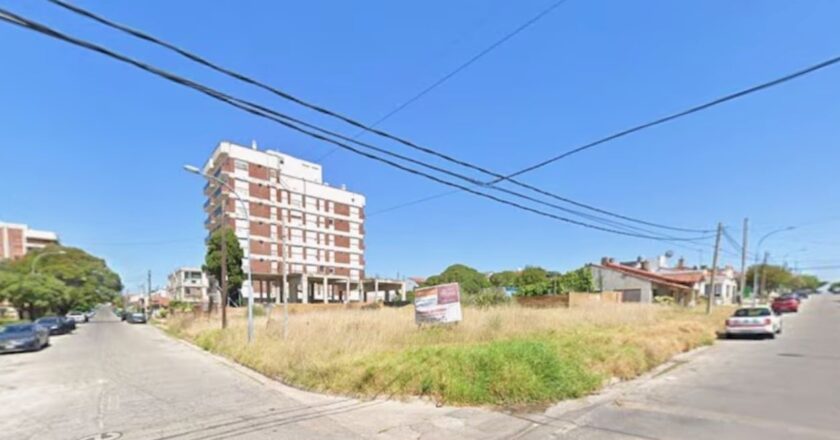 Homicidio en Punta Mogotes: Hallan a una mujer muerta y detienen a su pareja