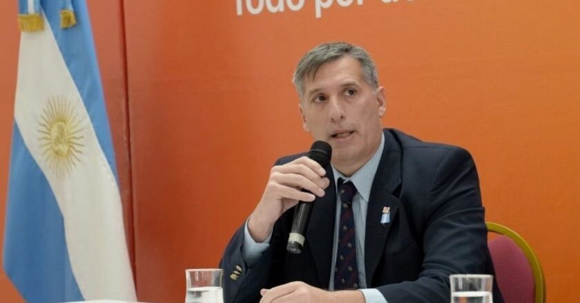 Olivares anunció que Santa Fe impulsará la reducción impositiva para pymes