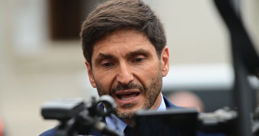 Pullaro defendió su gestión en Santa Fe y anunció un paquete para jubilados, niñez y seguridad