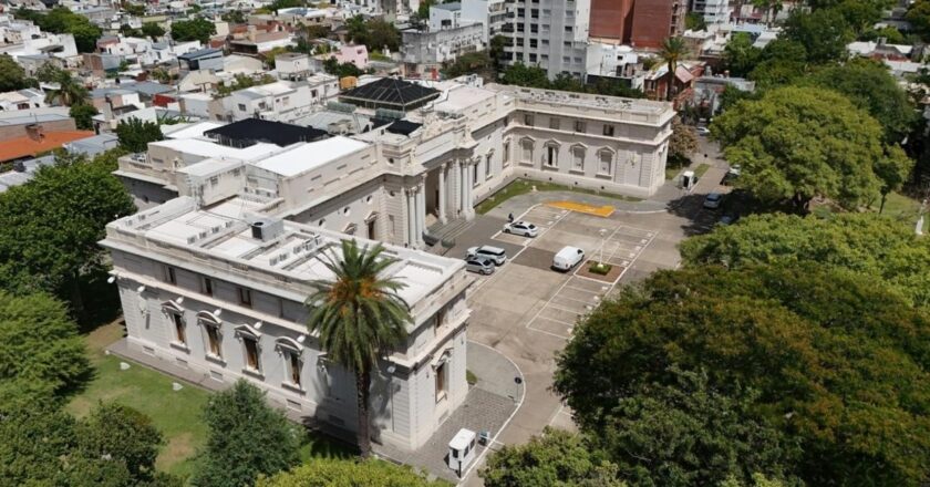 La Legislatura de Santa Fe sancionó la ley de actualización de jubilaciones de la Caja provincial en 30 días.