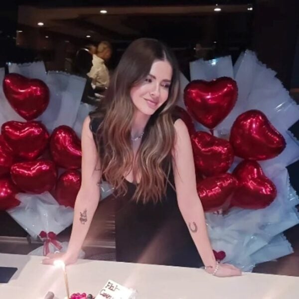 La China Suárez festejó sus 34 años en un yate en Turquía