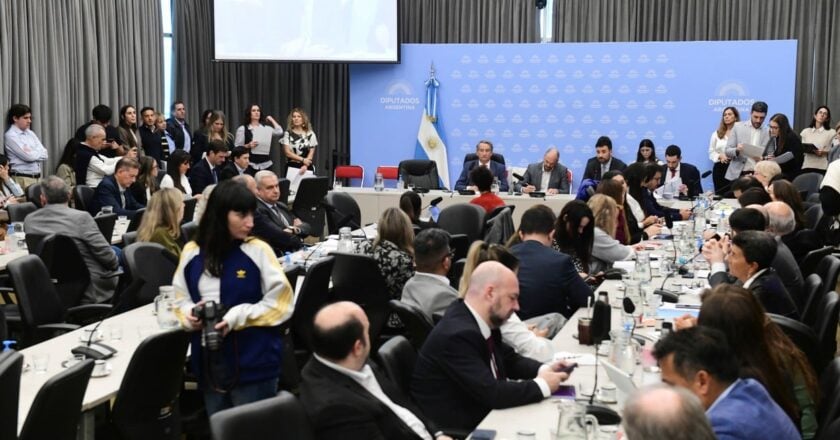 El oficialismo logró dictamen para la Ley Hojarasca en la Cámara de Diputados