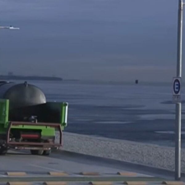 Intensa búsqueda de dos kayakistas desaparecidos en el Río de la Plata