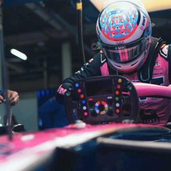 Franco Colapinto mantiene buenas sensaciones al volante del auto real