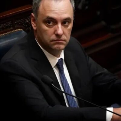 El Congreso define el futuro de Manuel Adorni, jefe de Gabinete