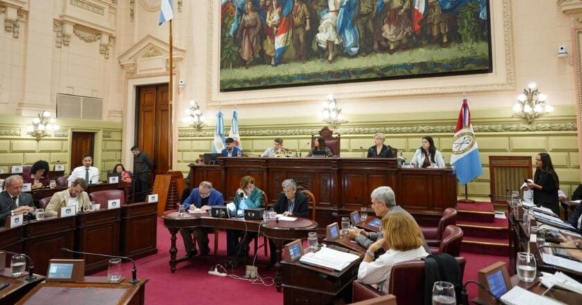 Legisladores piden crear comisión bicameral para controlar el endeudamiento