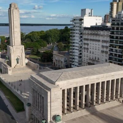Tras finalizar la restauración, Santa Fe reabre el Monumento a la Bandera