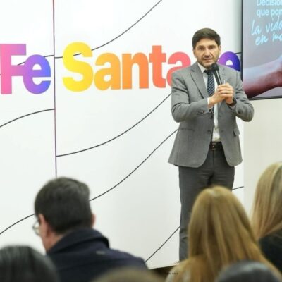 Pullaro registra 53% de imagen positiva en Santa Fe y supera a Milei en evaluación de gestión