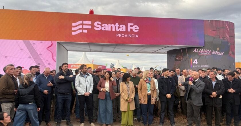 El gobernador Pullaro presentó el stand provincial en AgroActiva