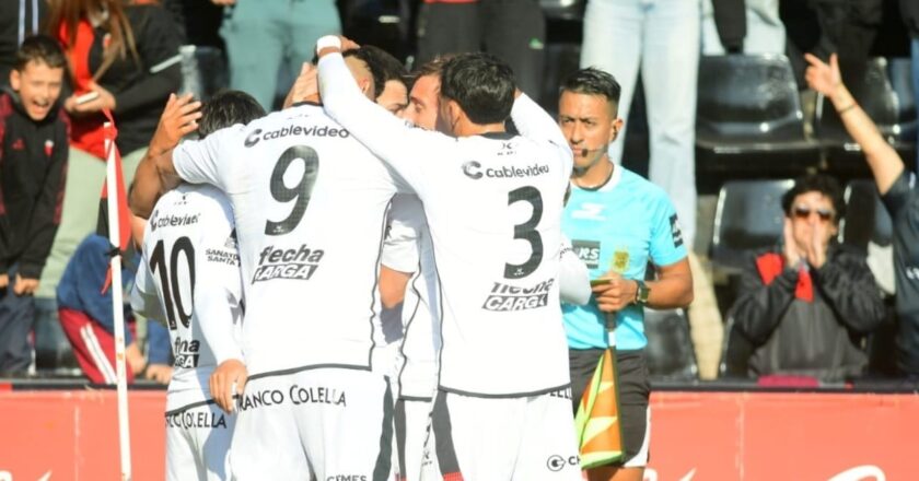 Colón goleó a Central Norte