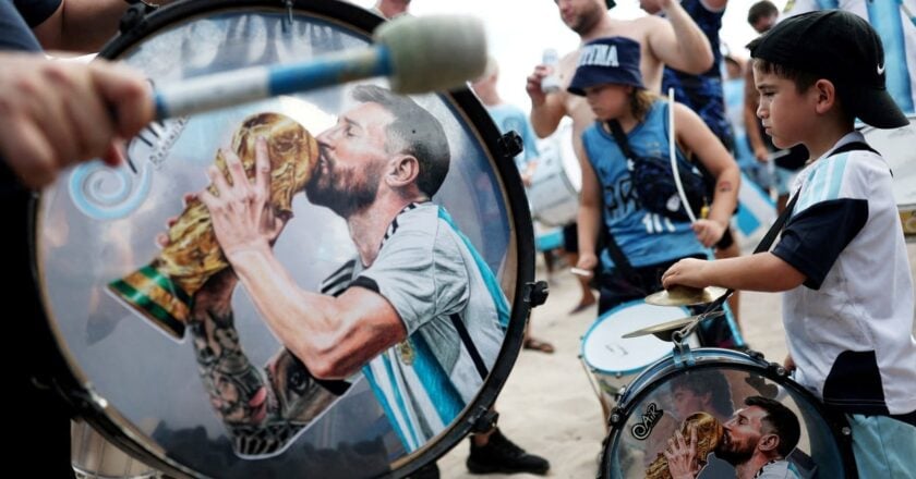 Multitudinario banderazo argentino en Miami antes del partido con Cabo Verde