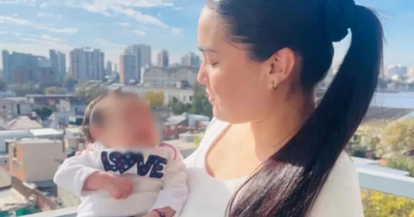 Investigan la muerte de una efectiva policial y su hija en la ciudad de Avellaneda