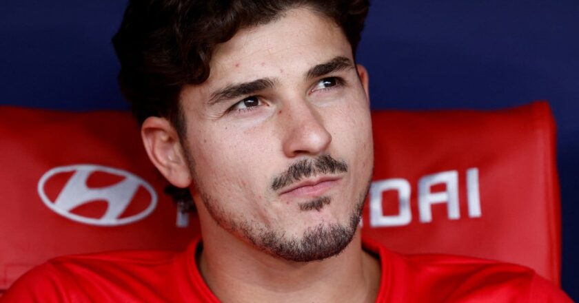 Atlético de Madrid descartó negociar con el Barcelona por el pase de Julián Álvarez