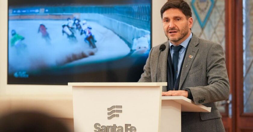 Una encuesta revela que la mitad de los santafesinos aprueba la gestión de Maximiliano Pullaro