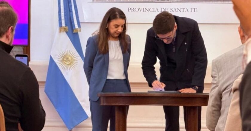 Santa Fe refuerza su alianza con UNICEF e incorpora nueve municipios a las políticas de infancia