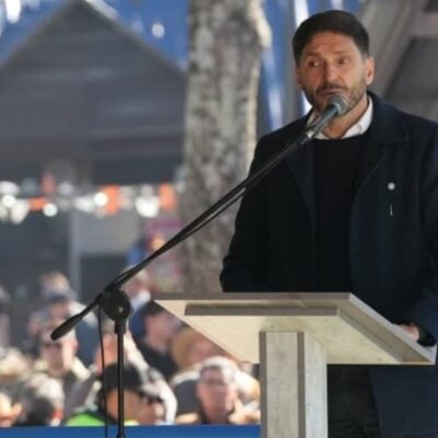 Reclaman destinar divisas al desarrollo productivo y no a políticas populistas
