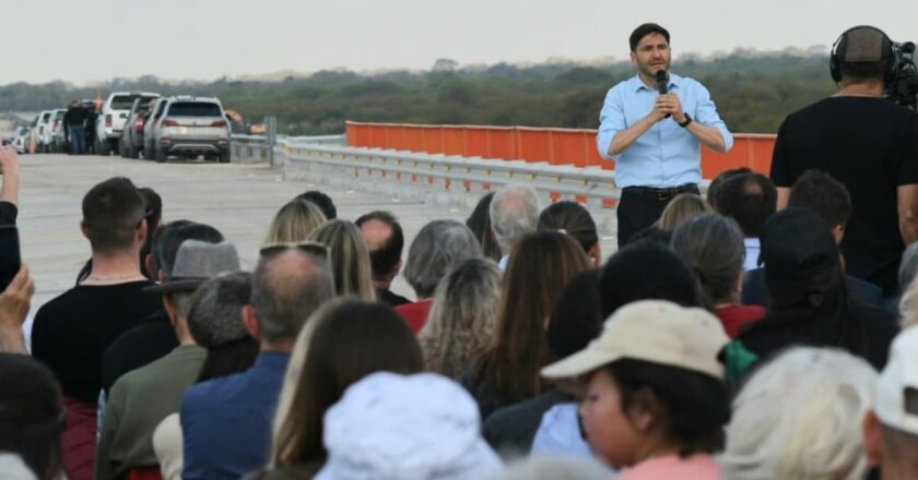Pullaro inauguró cuatro puentes de hormigón en el norte de la provincia de Santa Fe