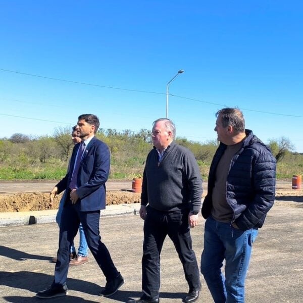 Pullaro supervisó obras viales y puentes en el departamento San Cristóbal