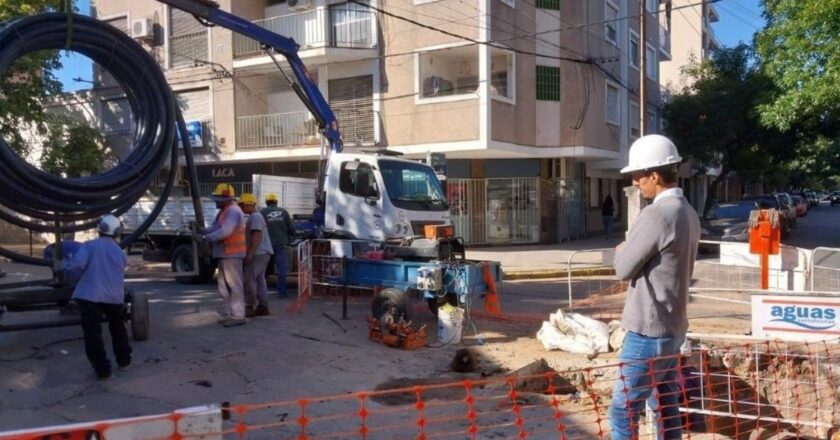 Avanza la renovación de la red de agua potable en la ciudad de Santa Fe