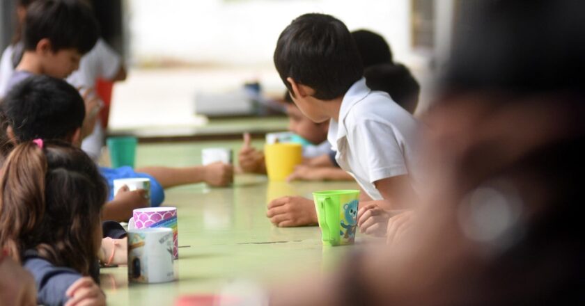 Comedores escolares y comunitarios: el Estado provincial asiste con más de 900 mil raciones diarias en Santa Fe