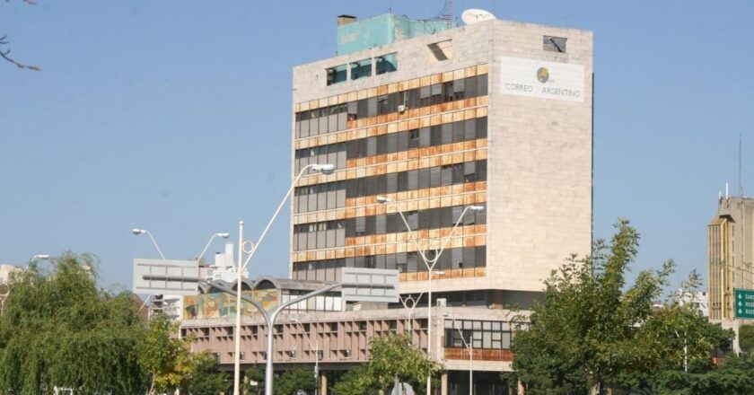Concejo Municipal: piden que Provincia y Municipio recuperen el edificio del ex Correo Central