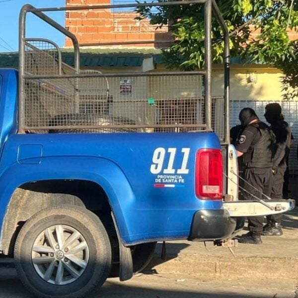 Operativos en barrio Centenario: detuvieron a dos menores y secuestraron municiones