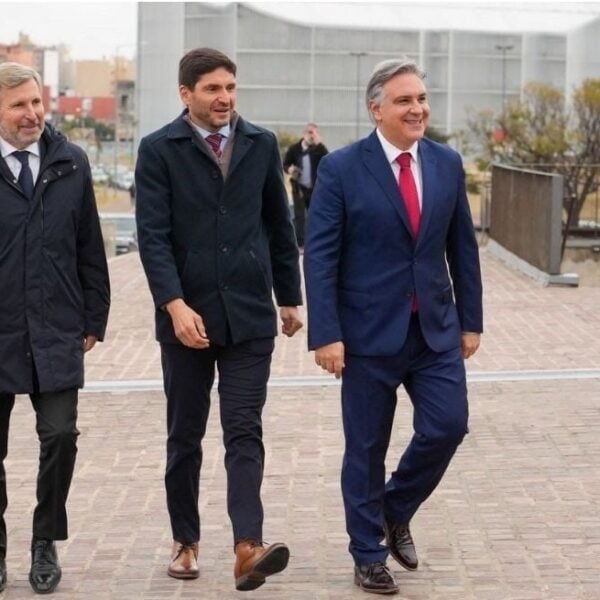 Pullaro, Frigerio y Llaryora se reúnen este martes en Paraná para analizar agenda regional